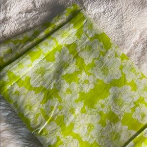 Perfect condition Acacia neon Mongolia pareo